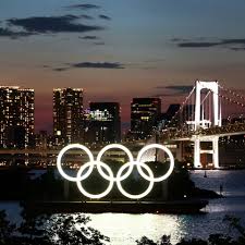 Tokio bate un nuevo récord de contagios diarios de coronavirus en los últimos seis meses, a un día de la inauguración de los juegos olímpicos, mientras crece la preocupación por el aumento de las infecciones durante la cita olímpica Adunf Feuwnegm