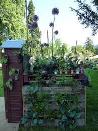Mur Vegetal En Palette Recyclee Pierre Alexandre Risser 60eme Journees Des Plantes De Courson Courson Monteloup 91 Mur Vegetal Palette Mur Vegetal Jardins