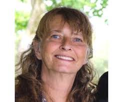 Lori Dixon's Instagram, Twitter & Facebook