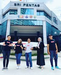 Dengarkan juga di mytv menerusi saluran 722, aplikasi joox atau secara streaming di www.koolfm.com.my dan secara live di youtube kool tv. Izwan Ganti Linda