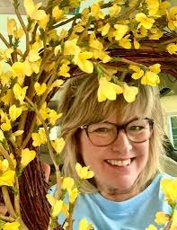 Nancy Gracie's Instagram, Twitter & Facebook