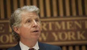 Man with fake Harlem real estate business stole $250G from customers,  prosecutors say