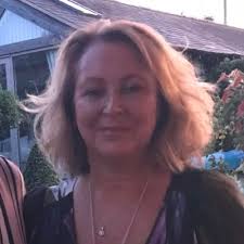 Helen Tapper (@HelenJulieTapp1)