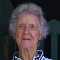 Elizabeth Hardee's Instagram, Twitter & Facebook