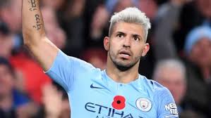 Manchester city will have a silver fox in the box when they take on fierce rivals united on sunday. Sergio Aguero Hair Manchester City Star Sergio Aguero Reveals Why He Dyed His Hair Prior To Victory Against United In The Derby Goal Com