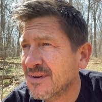 Victor Farr's Instagram, Twitter & Facebook