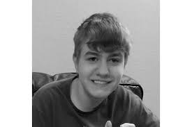 Daniel Freeze Obituary (2001