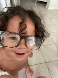 Mornings with Jacklyn 🥰 she loves these glasses.