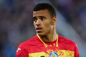 Luke Shaw: Man United left-back losing battle with Jose Mourinho