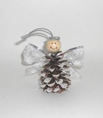Basteln Mit Zapfen 55 Tolle Diy Dekoideen Zu Weihnachten Weihnachtsengel Basteln Weihnachten Basteln Engel Basteln Weihnachten