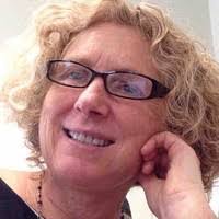 Caroline Akers's Instagram, Twitter & Facebook