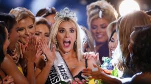 Die aktuellsten news rund um stars und sternchen sowie das neueste aus musik, tv & film, adel, kultur und lifestyle: Miss Germany 2019 Nadine Berneis Jagt Verbrecher Im Internet Stern De