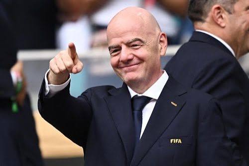 UEFA khiến Infantino gặp rắc rối lớn - Tạp chí Tri thức
