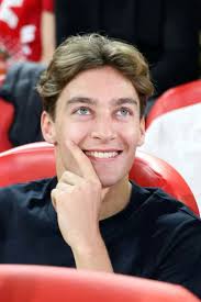 Feel like I am watching formation laps