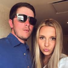 Dani Anderson (@dani_anderson_)