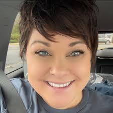 Has anyone had Shannon Davis for micro? What was your experience with her?