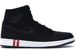 Paris che del racing club, due formazioni storiche della capitale francese. Jordan 1 Retro High Paris Saint Germain Ar3254 001