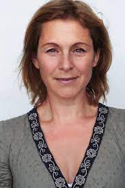 1 medverkande var agnes, ulf dageby, lill lindfors, ebbot lundberg, bo sundström, titiyo och ken ring. Helen Sjoholm Wikipedia
