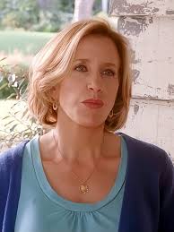 Desperate Housewives Lynette Mother in Law Dinner Scene