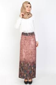 Patirti Yazlik Tesettur Etek Modelleri Moda Tesettur Giyim Etek Etek Modelleri Giyim