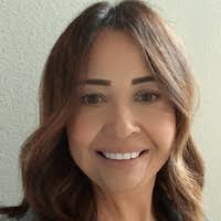 30+ "Claudia Elias" profiles