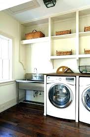mudroom laundry room