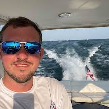 Darius Conyers's Instagram, Twitter & Facebook