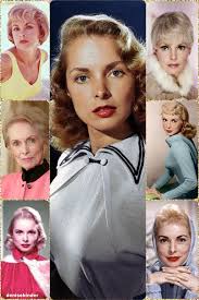 Norma Shearer wins best actress award