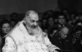 Pio (francesco forgione) przyszedł na świat w miasteczku pietrolcinie, w południowych włoszech, w miesiącu ojciec pio przeżył prawdziwą kalwarię. Agonia Sw Ojca Pio Jak Cierpial Wielki Swiety Niedziela Pl