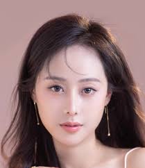 Elisa Ye (叶晞月)