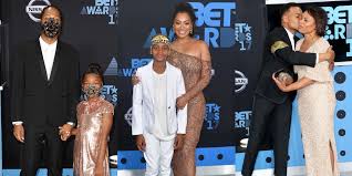 Henson hosted the bet awards, where megan thee stallion performed, queen latifah got the lifetime achievement award and dmx was honored. Bet Awards 2021 Celebrities And Their Families Bond On The Red Carpet Recap Bet