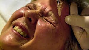 Frumpy Middle-aged Mom: I thought I was looking at a death mask, then I  realized she was alive