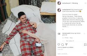 Salah satu rumah adat daerah tersebut adalah rumoh aceh, rumah krong bade, rumoh santeut, dan. Duduk Rumah Boleh Tidur Peluk Laki Lama Lama Che Ta Viral Meletop