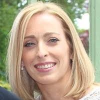 Karen Connolly's Instagram, Twitter & Facebook