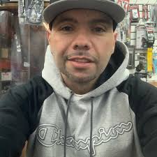 Use 👍👎 to give others a chance... Staten Island notables for 100 Alex...  Tony Carranante Rober Parsons Frank Johns Steve Zaffarano What's the  question? 🤔🤔🤔