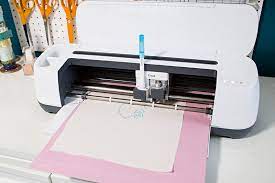 Are you wondering which embroidery file format you need? Draw Your Next Embroidery Pattern With A Cricut Cricut