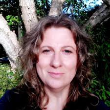 Antarctica : Polar opposites