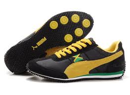 Black And Yellow Running Shoes Addicted To Pumas Black Running Shoes Puma Sports Shoes Adidas Shoes Online