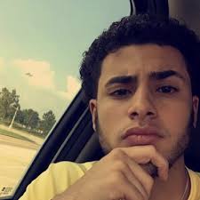 Brandi Dotson (@brandi_cay)