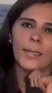 Alexx Cierra: Reflexiones de una Sobreviviente del Alcoholismo