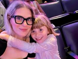 Fundraiser for Rachel Braband by Kathrin Zenkina : Help Single Mom Rachel  Rebuild After LA Wildfire Loss