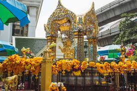 A lot of tourist including many hong kong actors , purposely come to here just to pray. Erawan Shrine In Bangkok A Complete Guide