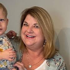 Caitlin Mcgregor's Instagram, Twitter & Facebook