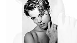 Throwback: When Leonardo DiCaprio Did A N*ked Photoshoot Looking Like A  Tempting Star, While His Edgy Jawline Attracted Eyes