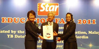Star publications (m) bhd, petaling jaya, malaysia. Ucsi University Pledges Rm731 740 Towards The Star Education Fund