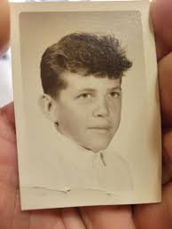 1929 photograph, possibly in DC  https://www.whitehousehistory.org/photos/fotoware?id=B9D814D85A7A4292%20B01167F631A51954#:~:text=The%20brand%20name%20was%20registered,Wenatchi%2DP'Squosa%20people.