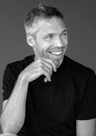 Eric Constantin's Instagram, Twitter & Facebook