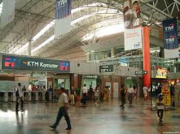 Opened on 16 april 2001, kl sentral replaced the old kuala lumpur railway station as the city's main intercity railway station. Kuala Lumpur Sentral Wikipedia Bahasa Melayu Ensiklopedia Bebas
