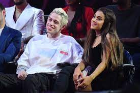 States, including new york (where pete and ariana share an apartment), follow this protocol, which means the ring *technically* goes back to whichever of them purchased the ring. Pete Davidson And Ariana Grande Split What Happens To The Ring Vox