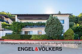 An der südlichen weinstraße und der mittelhaardt kannst du fast an jeder ecke wein kaufen. Haus Zum Verkauf 67434 Neustadt An Der Weinstrasse Mapio Net